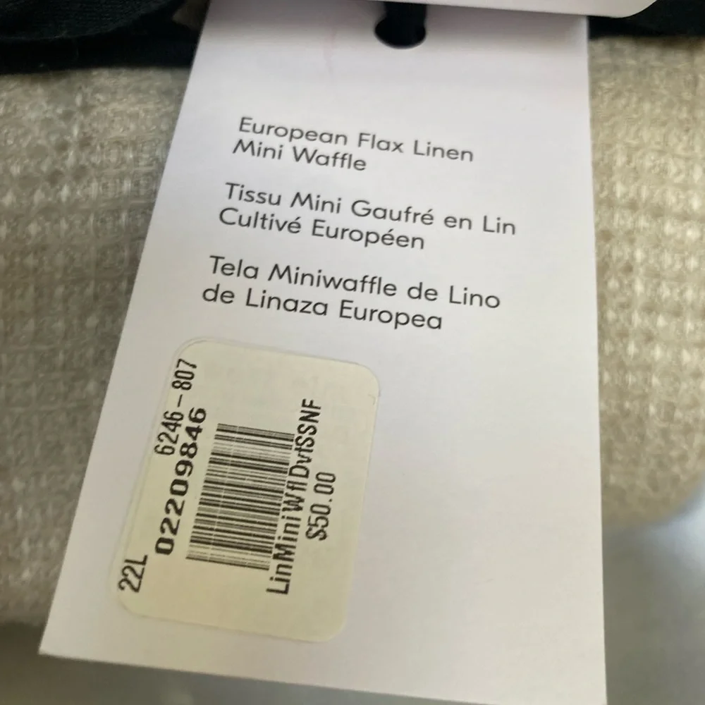 West Elm European Flax Linen Mini Waffle Duvet, Full/Queen 2 standard shams New